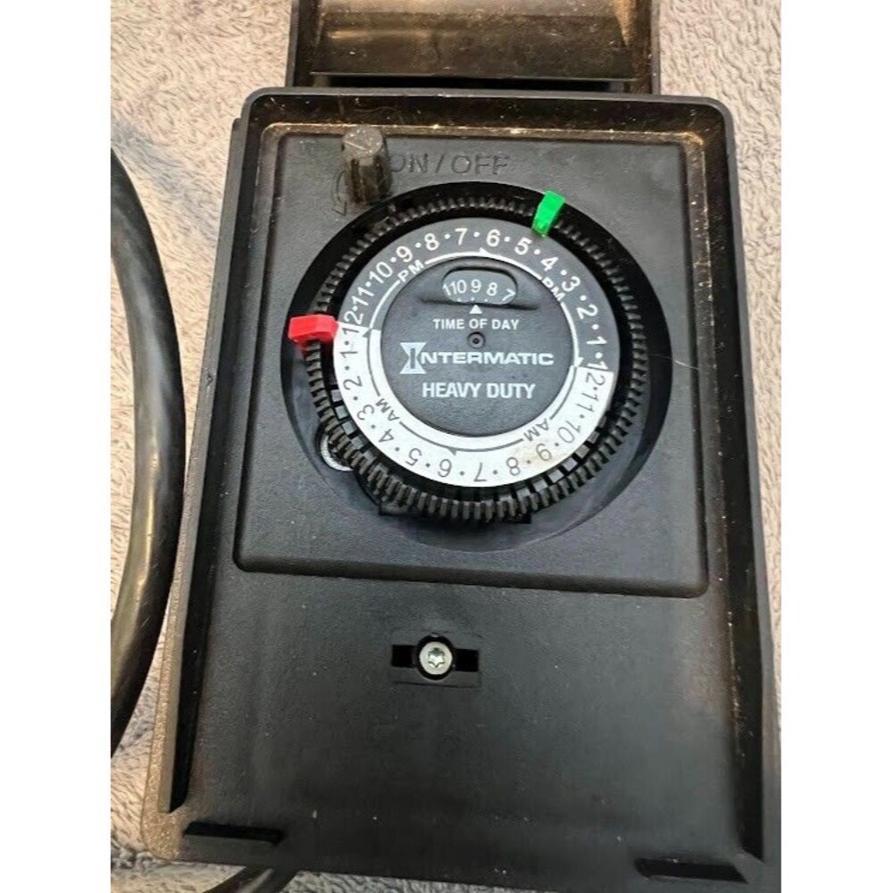 Intermatic Timer HB32R Raintight Outdoor Timer Switch Program 24 Hour Tested